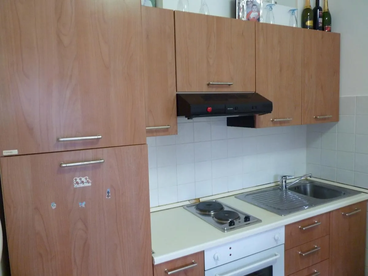 Residence Costablu Rimini 2*,